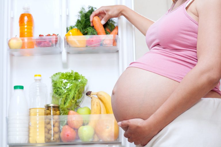 Spielen Omega-3-Fettsäuren für werdende Mütter eine Rolle?